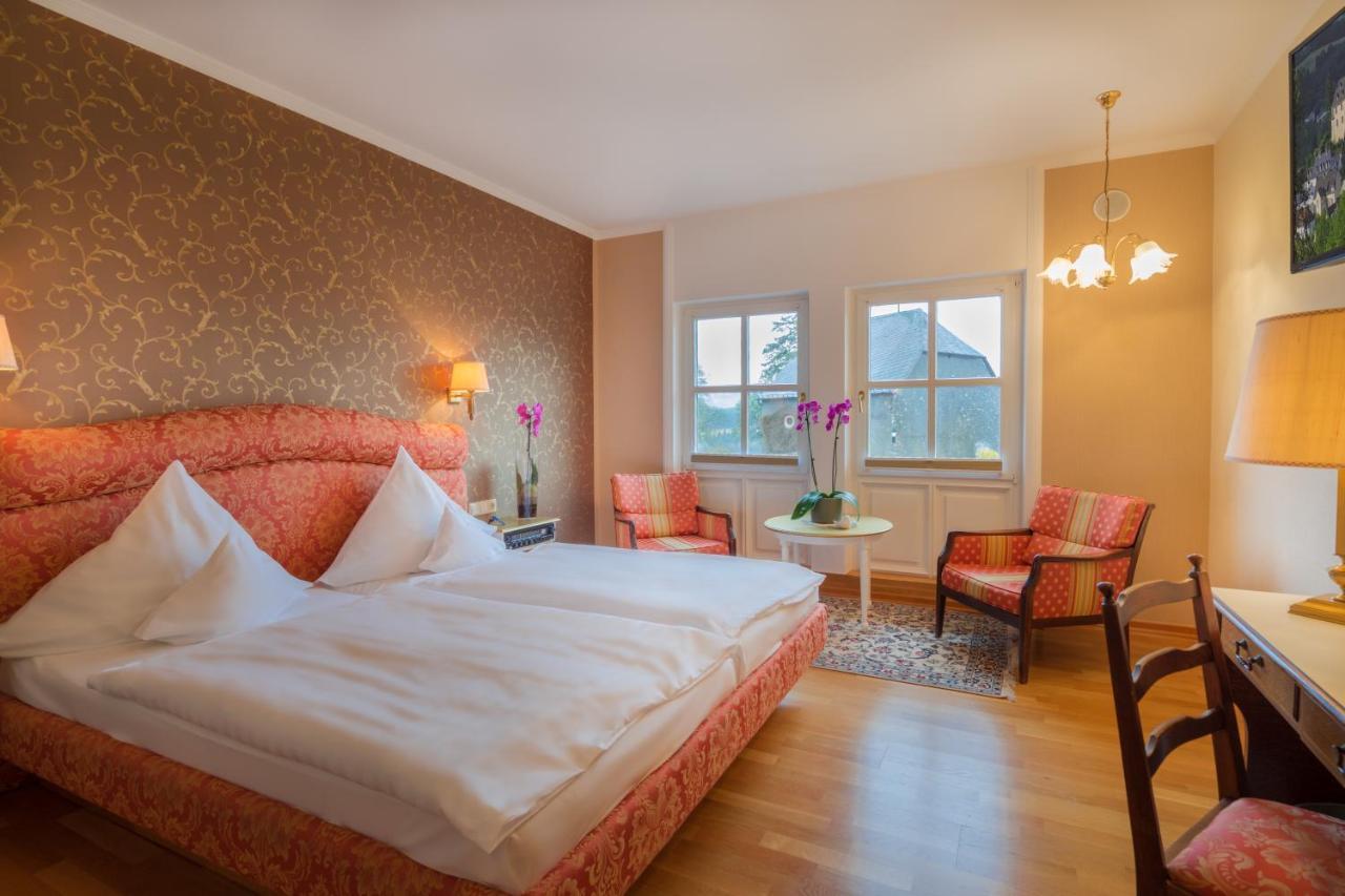 Hotel Schloßhotel Kurfürstliches Amtshaus Dauner Burg Daun