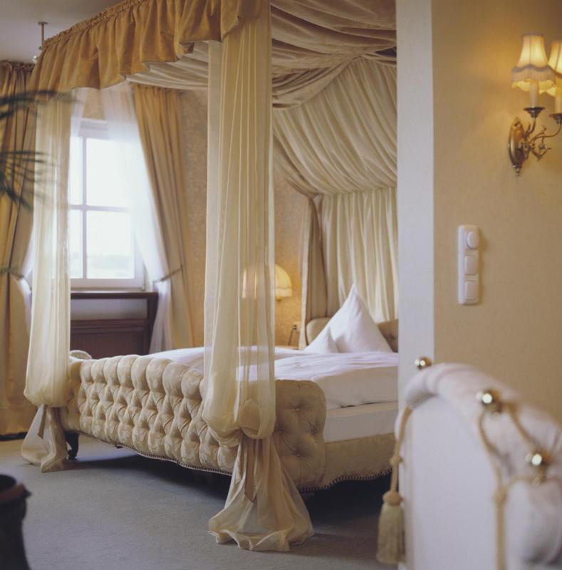 Kurfuerstliches Amtshaus Dauner Burg Hotel Daun