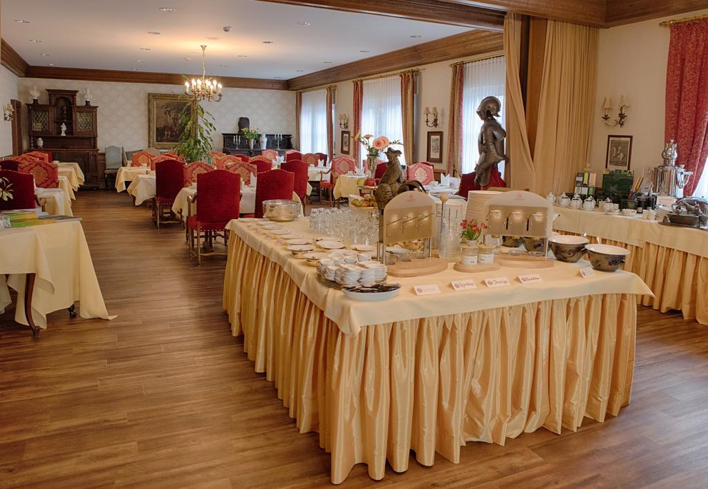 Kurfuerstliches Amtshaus Dauner Burg Hotel